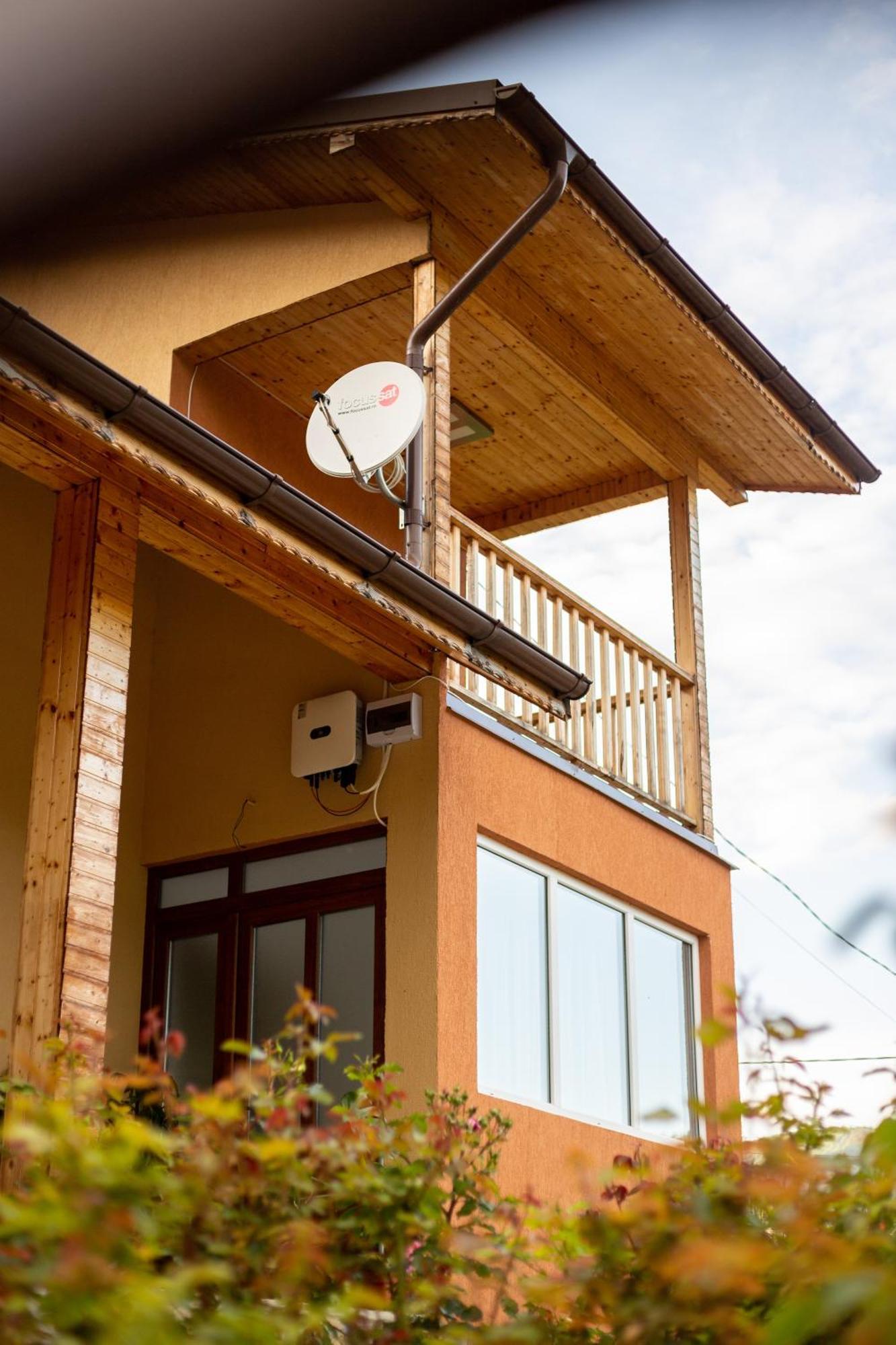 Casa Rumelia Paltineni Bagian luar foto