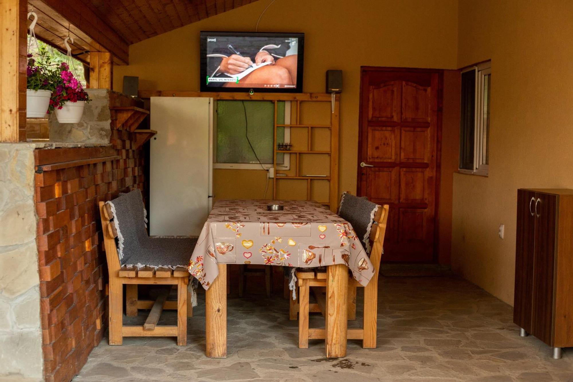 Casa Rumelia Paltineni Bagian luar foto