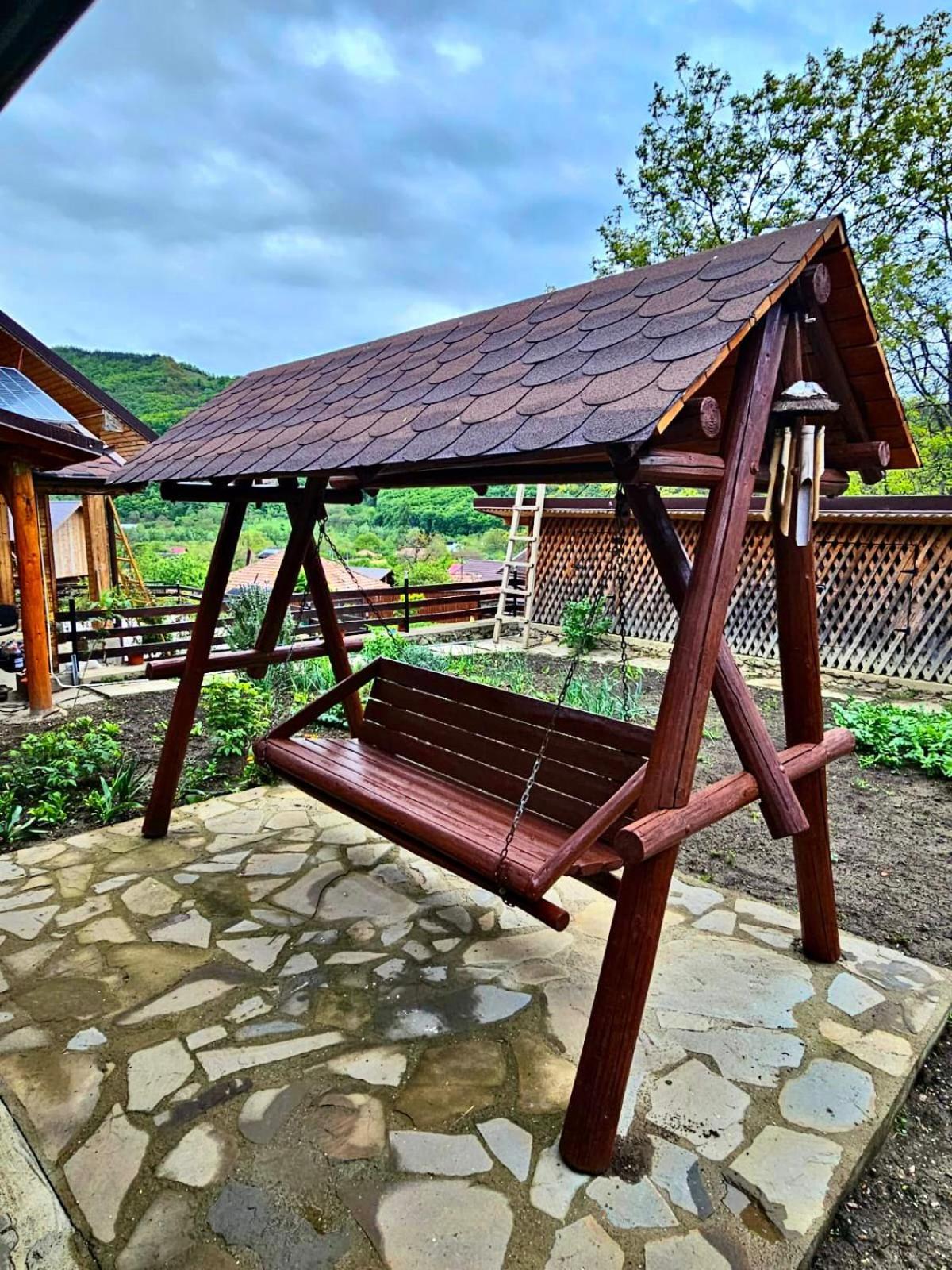 Casa Rumelia Paltineni Bagian luar foto